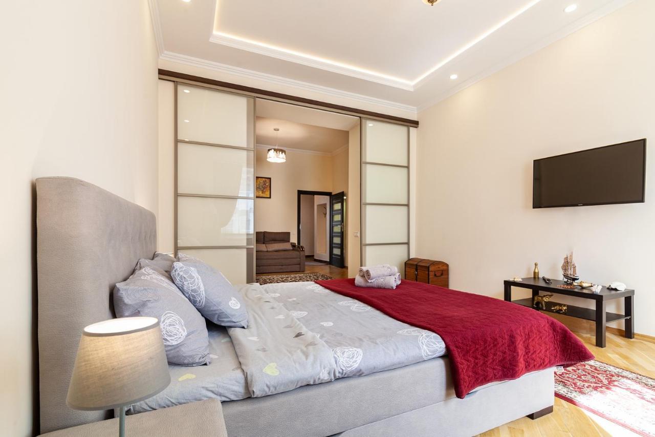 לבוב Apartment On Tamanska - Вулиця Дарії Гусяк מראה חיצוני תמונה